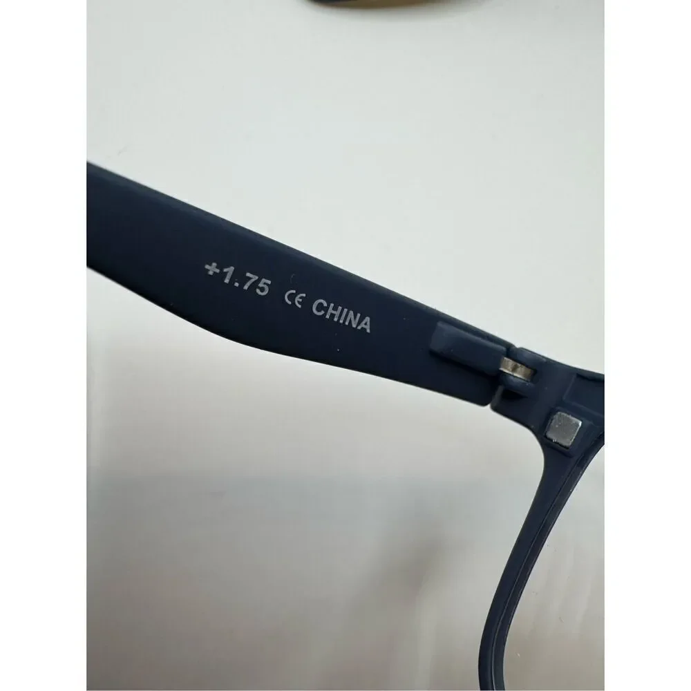 eyebobs Happy Clamper RARE sunglass and readers strength 1.75 blue new without c